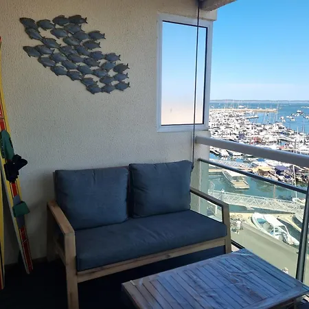 Appartement Face A La En Premiere Ligne Pour 6 Personnes Avec Menage Linge Et Wifi *