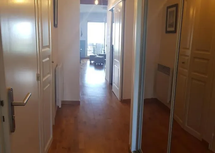 Apartment Face A La En Premiere Ligne Pour 6 Personnes Avec Menage Linge Et Wifi Arcachon