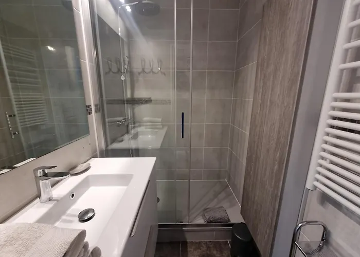 Apartment Face A La En Premiere Ligne Pour 6 Personnes Avec Menage Linge Et Wifi